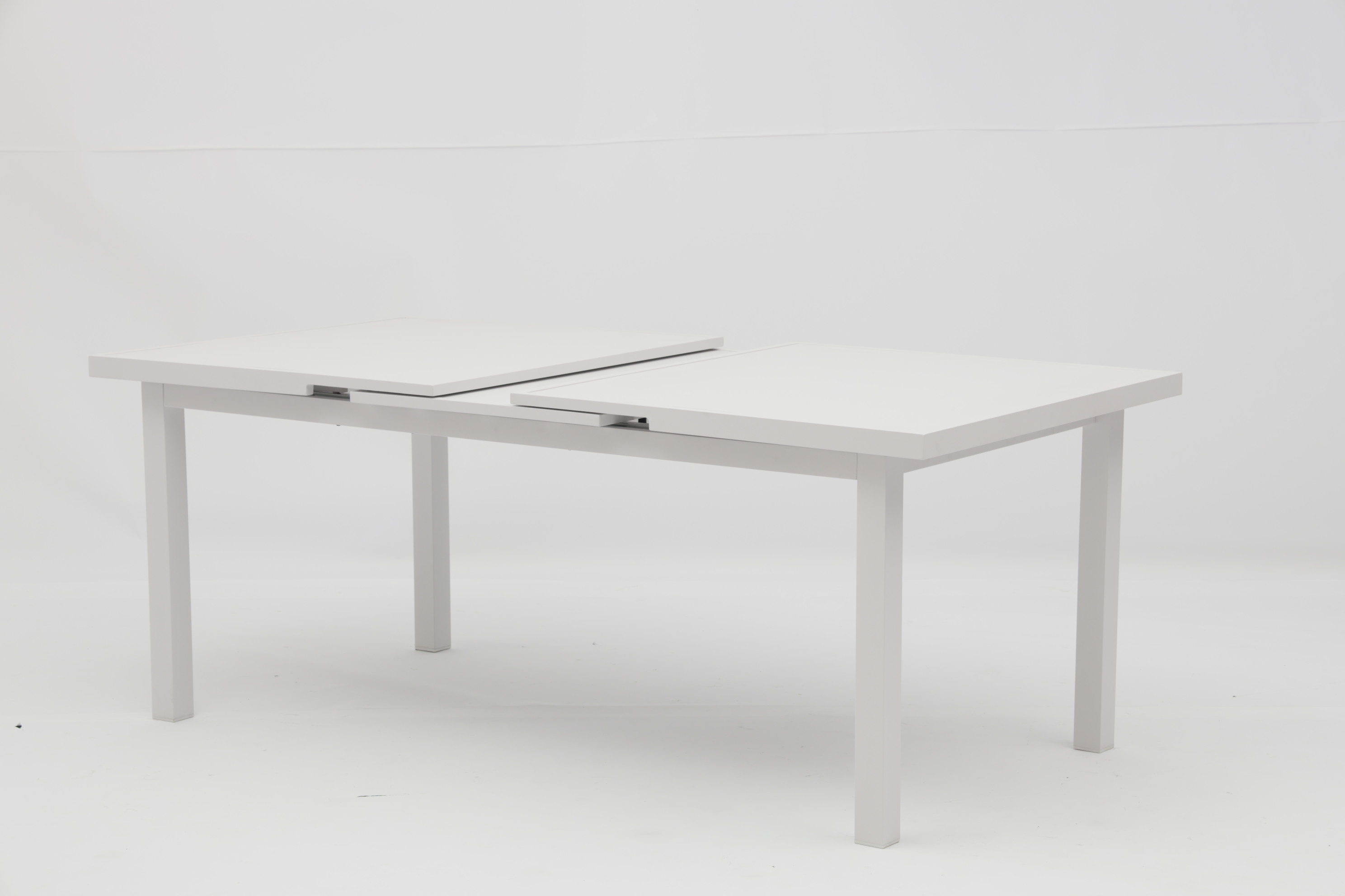 Adjustable Aluminum Outdoor Table with Extendable Design - AD991004