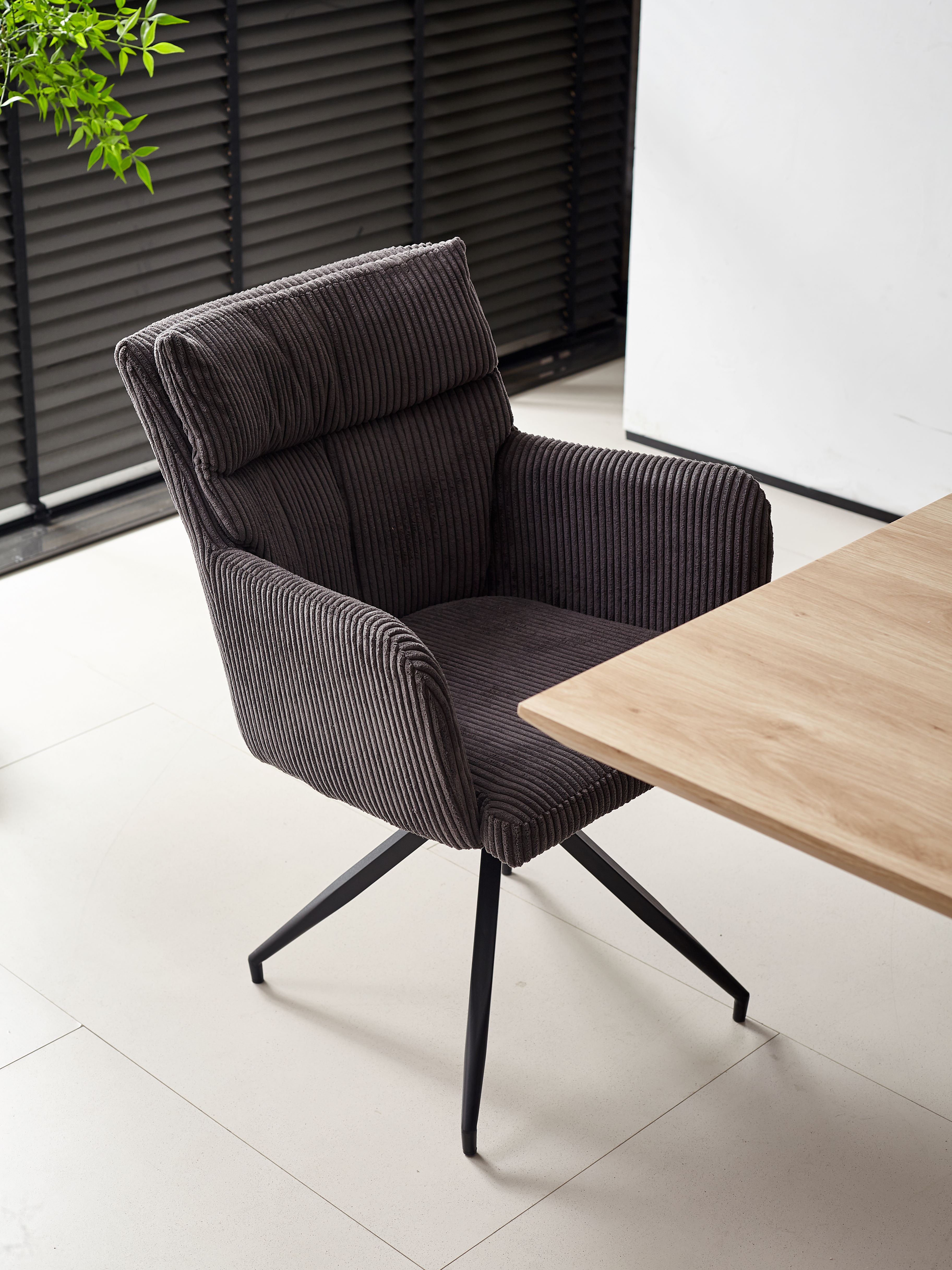 chair (Furniture2025)