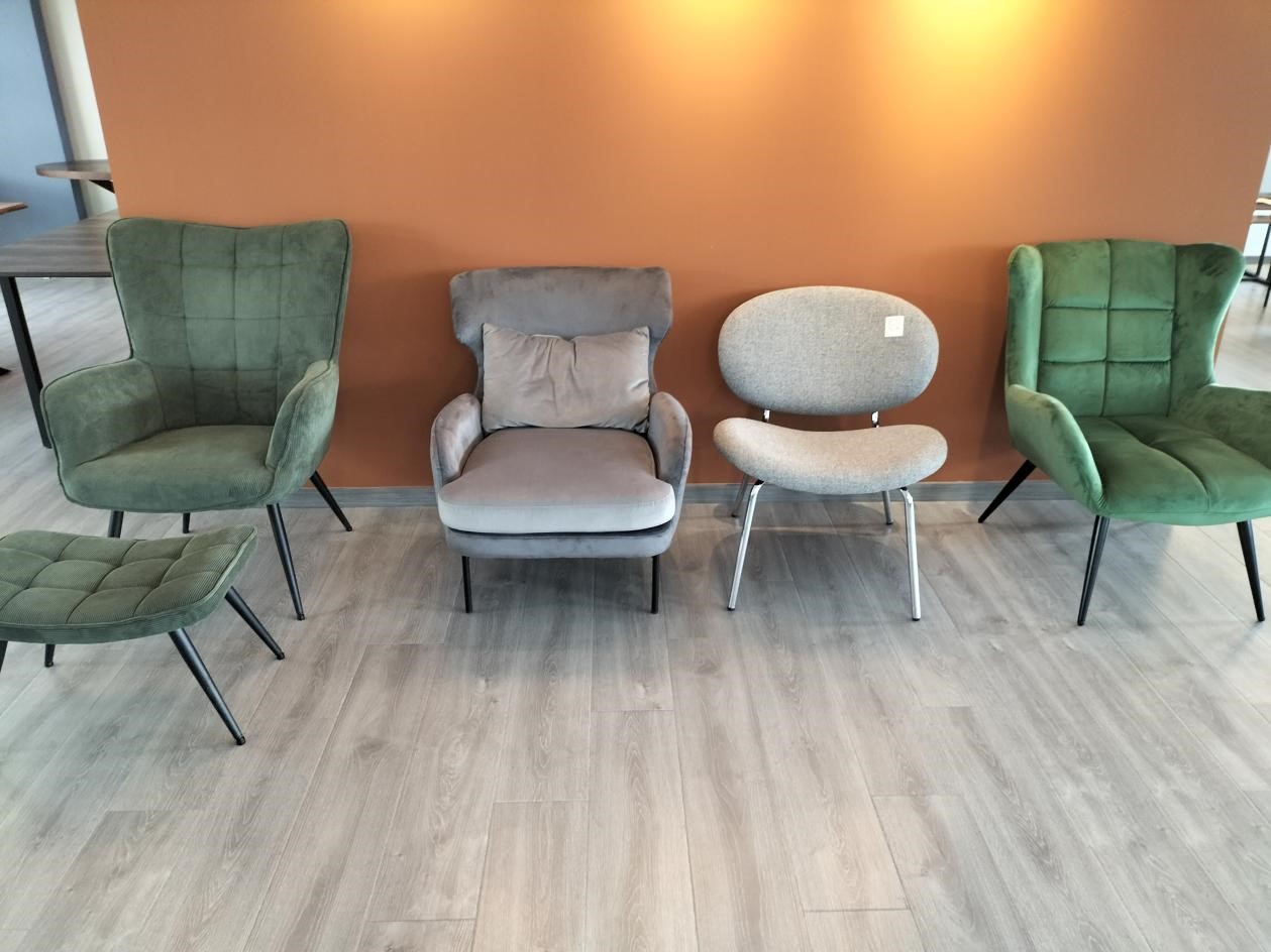 chair (Furniture2025)