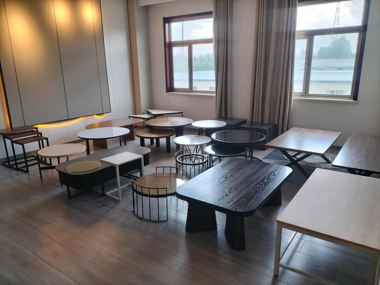 table (Furniture2025)