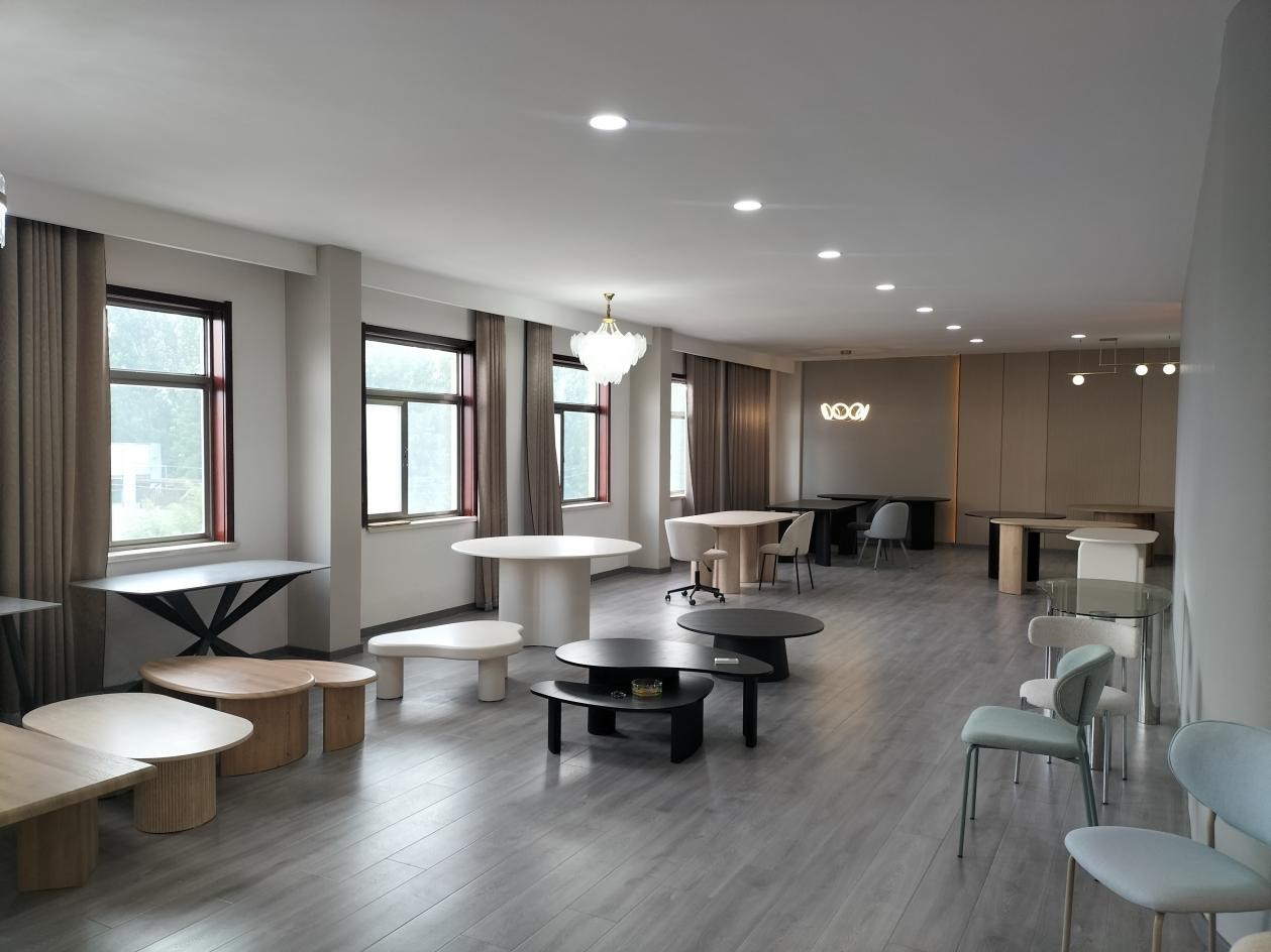 table (Furniture2025)