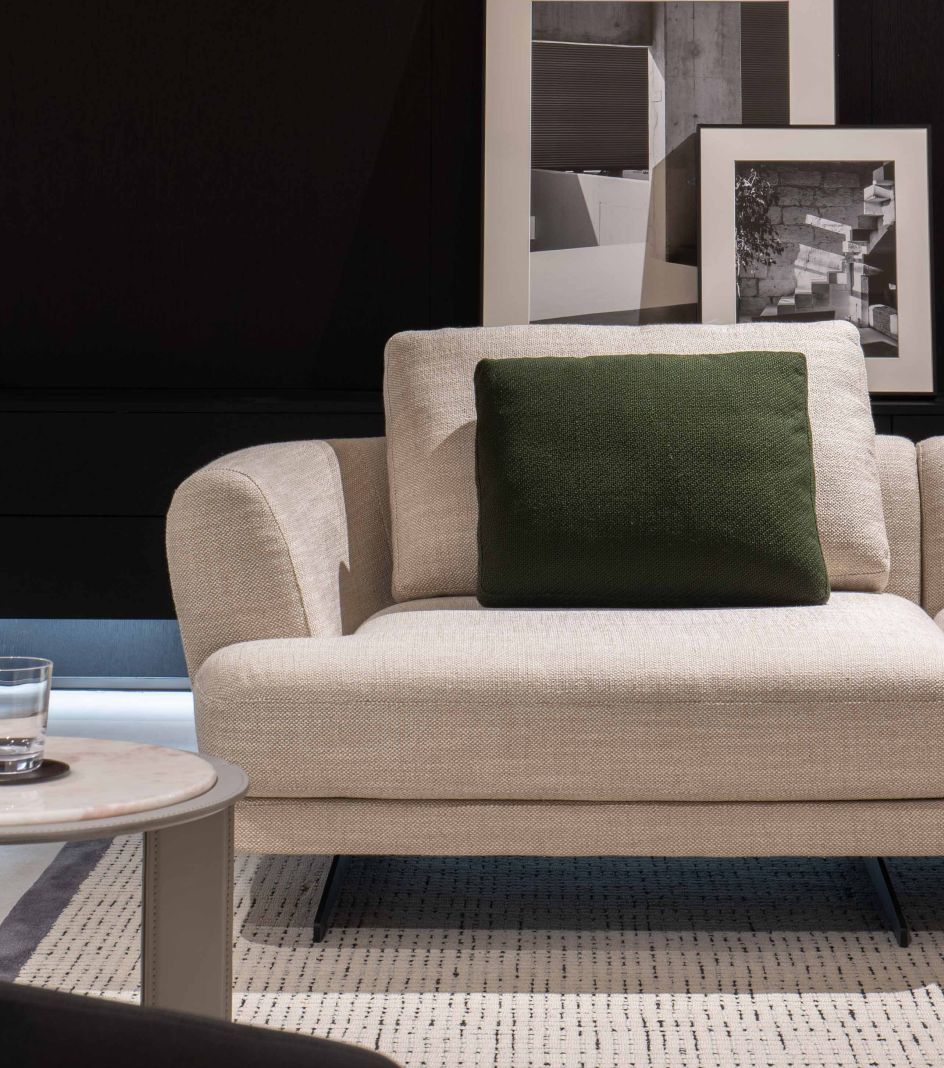 CH1001 sofa (Furniture2025)