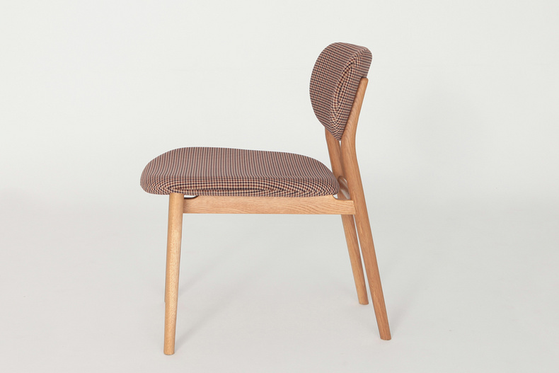 EASE Dining Chair
