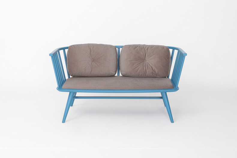 SNUG Outdoor Sofa