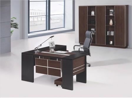 Series IX Office desks